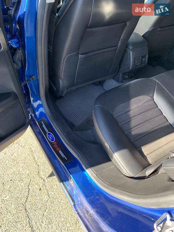 Седан Ford Fusion 2017 в Ананьеве фото 10 Седан Ford Fusion 2017 в Ананьеве