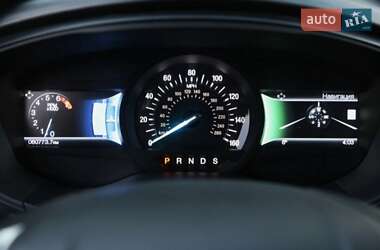 Седан Ford Fusion 2017 в 