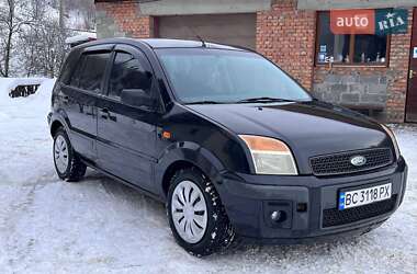 Хэтчбек Ford Fusion 2008 в Славском