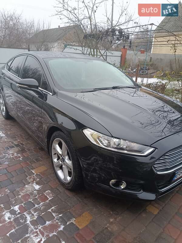 Седан Ford Fusion 2015 в Полтаві
