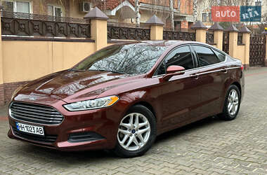 Седан Ford Fusion 2014 в Одесі