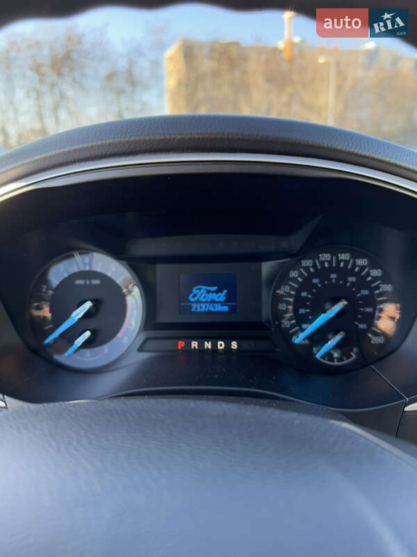 Седан Ford Fusion 2016 в Львові