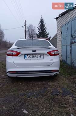 Седан Ford Fusion 2014 в 