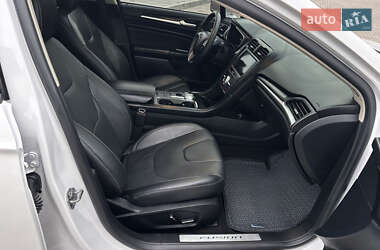 Седан Ford Fusion 2020 в 