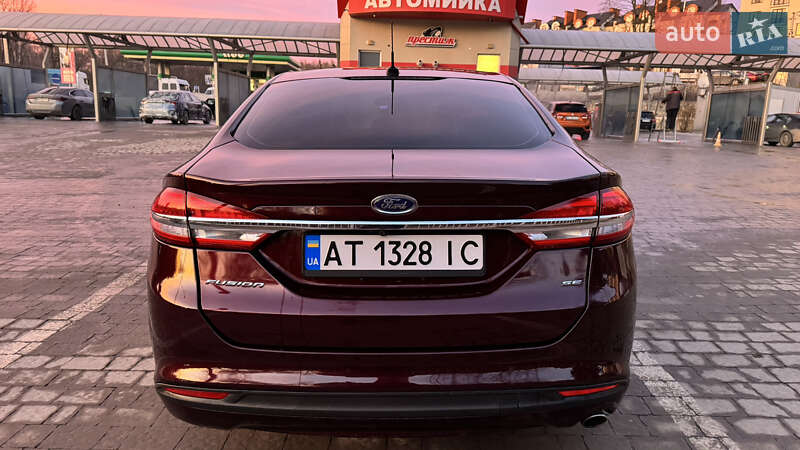 Седан Ford Fusion 2016 в Тернополі