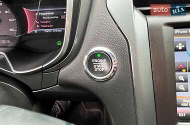 Седан Ford Fusion 2015 в 
