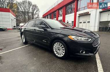 Седан Ford Fusion 2013 в 