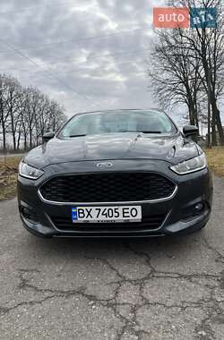 Седан Ford Fusion 2015 в 