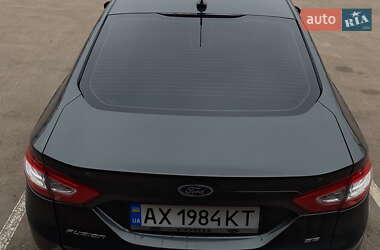Седан Ford Fusion 2014 в 