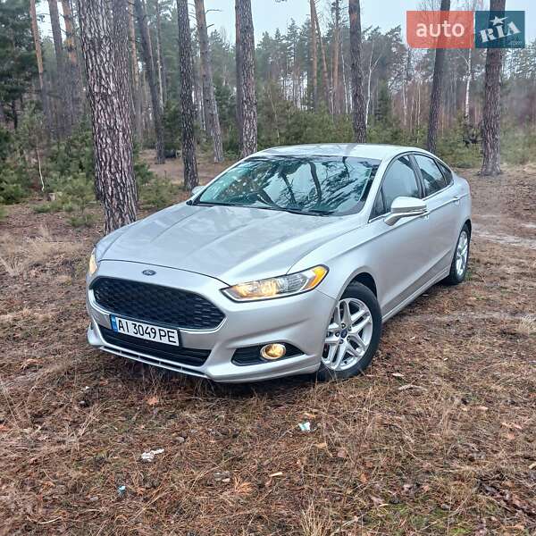 Седан Ford Fusion 2013 в Києві