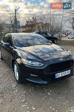 Седан Ford Fusion 2013 в Черкасах