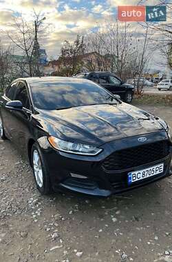 Седан Ford Fusion 2013 в 