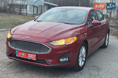 Седан Ford Fusion 2020 в Лубнах