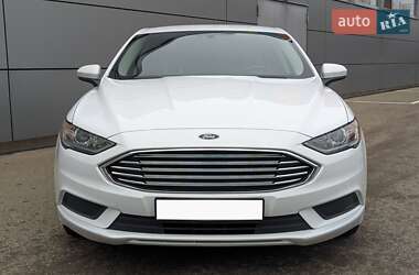 Седан Ford Fusion 2016 в Чернігові