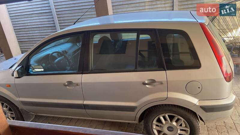 Хэтчбек Ford Fusion 2007 в Киеве