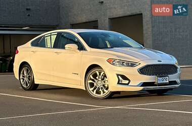 Ford Fusion 2019