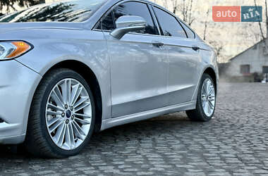 Седан Ford Fusion 2014 в Старокостянтинові