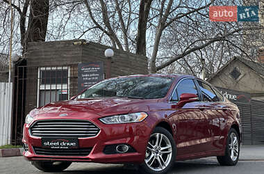 Седан Ford Fusion 2015 в Одесі