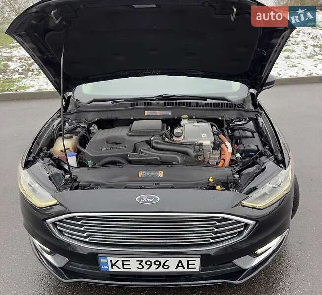 Седан Ford Fusion 2017 в Львове