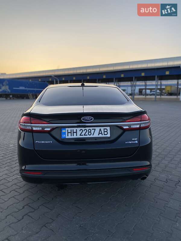 Седан Ford Fusion 2016 в Одесі