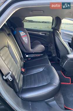 Седан Ford Fusion 2016 в Одессе