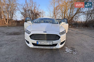 Седан Ford Fusion 2014 в Черкасах