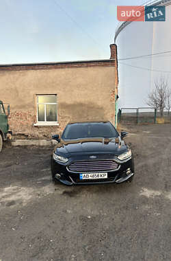 Седан Ford Fusion 2013 в 
