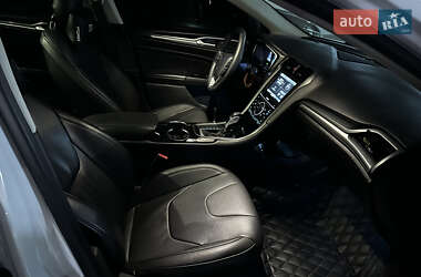 Седан Ford Fusion 2014 в 