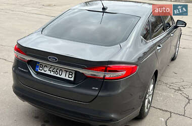 Седан Ford Fusion 2016 в Львові