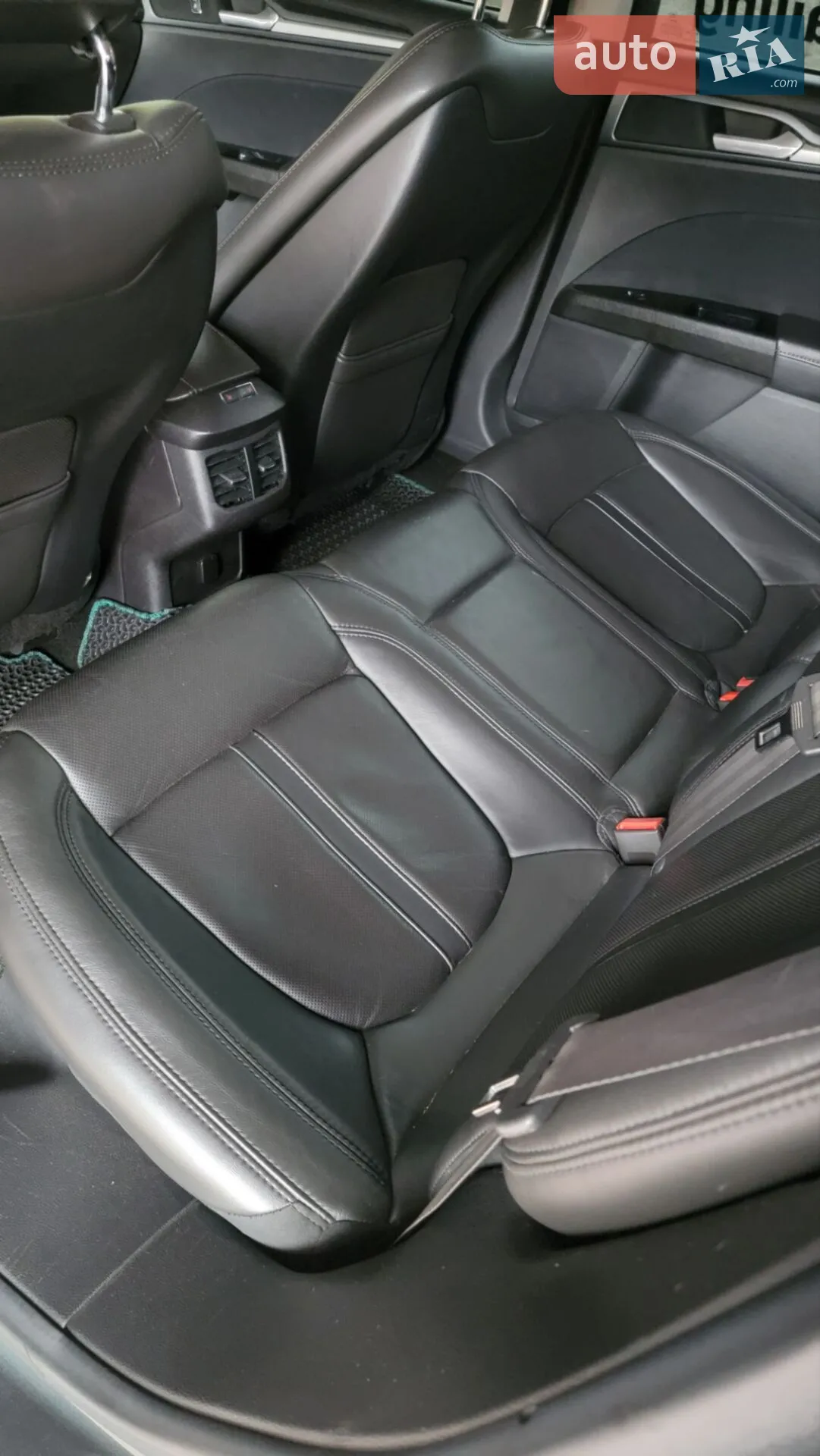 2015 Ford Fusion - мініатюра 37