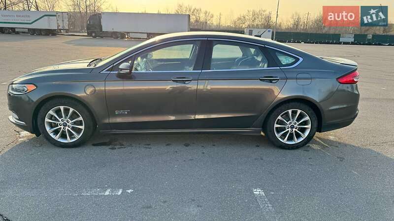 Седан Ford Fusion 2016 в Киеве