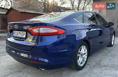 Седан Ford Fusion 2014 в 