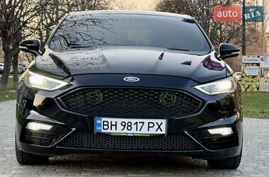 Седан Ford Fusion 2017 в 