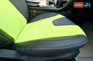Седан Ford Fusion 2017 в 