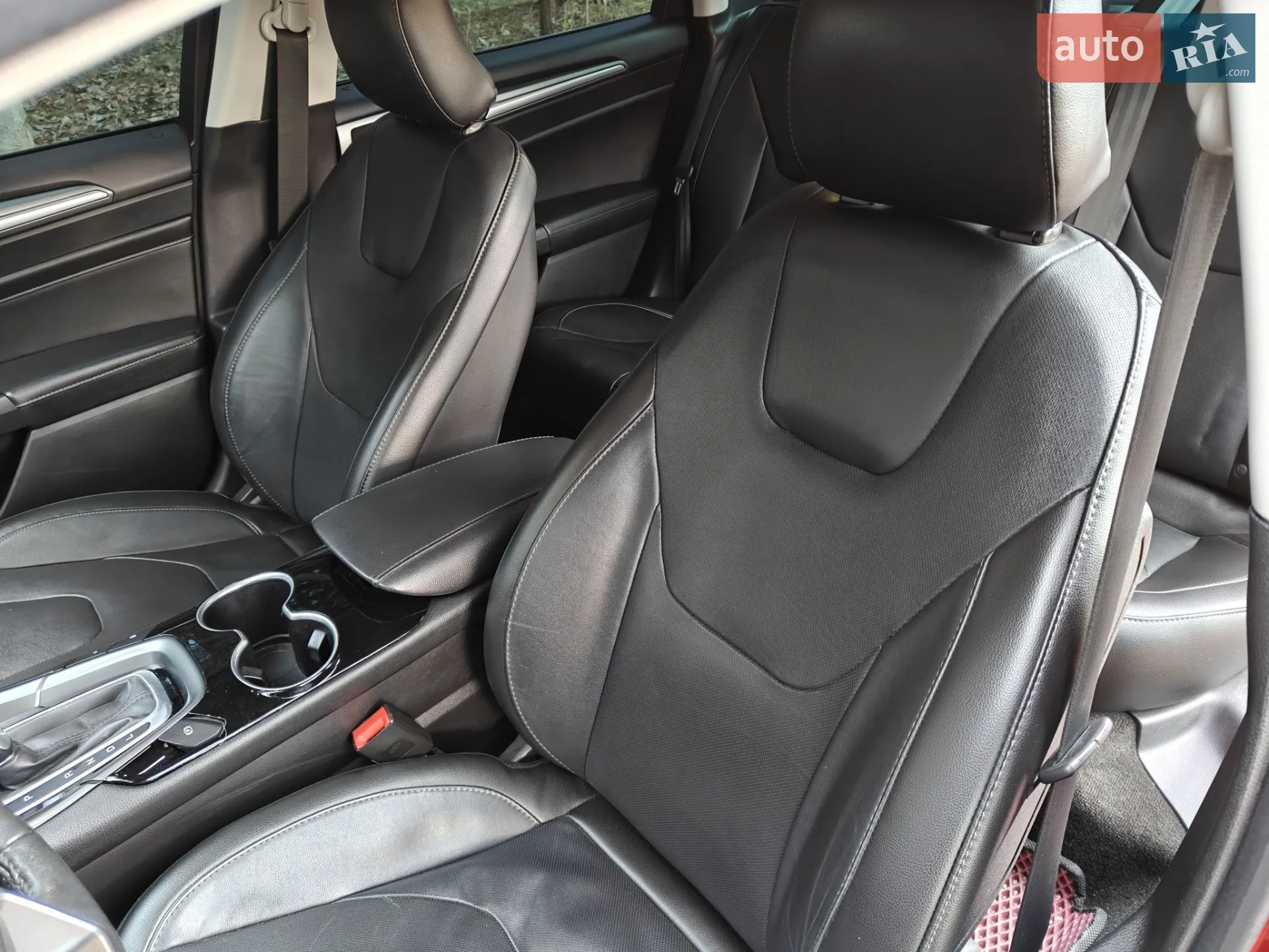 2016 Ford Fusion - мініатюра 33
