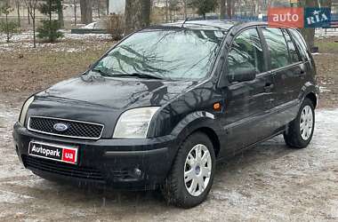 Хэтчбек Ford Fusion 2003 в Киеве