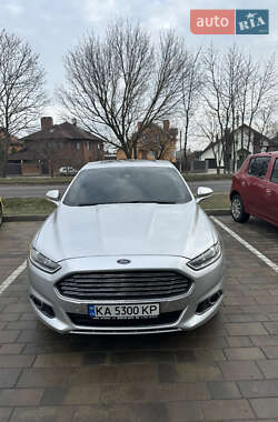 Седан Ford Fusion 2014 в 