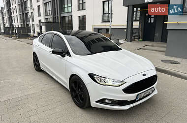 Седан Ford Fusion 2017 в Новояворовске