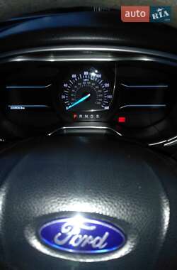 Седан Ford Fusion 2015 в Виннице