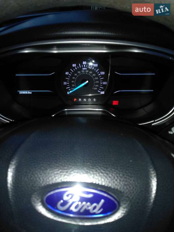 Седан Ford Fusion 2015 в Виннице