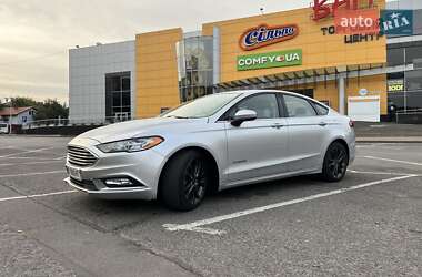 Седан Ford Fusion 2017 в 