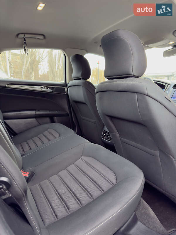 Седан Ford Fusion 2019 в Одессе