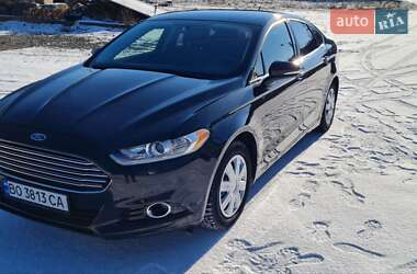 Седан Ford Fusion 2013 в Гусятине