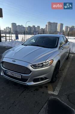 Седан Ford Fusion 2013 в 