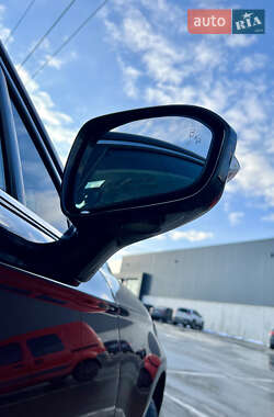 Седан Ford Fusion 2013 в 