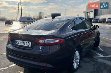 Седан Ford Fusion 2013 в 