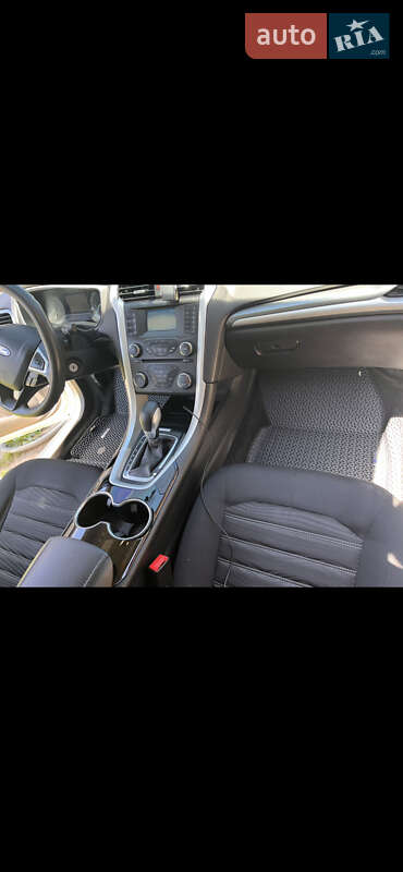 Седан Ford Fusion 2015 в Харкові