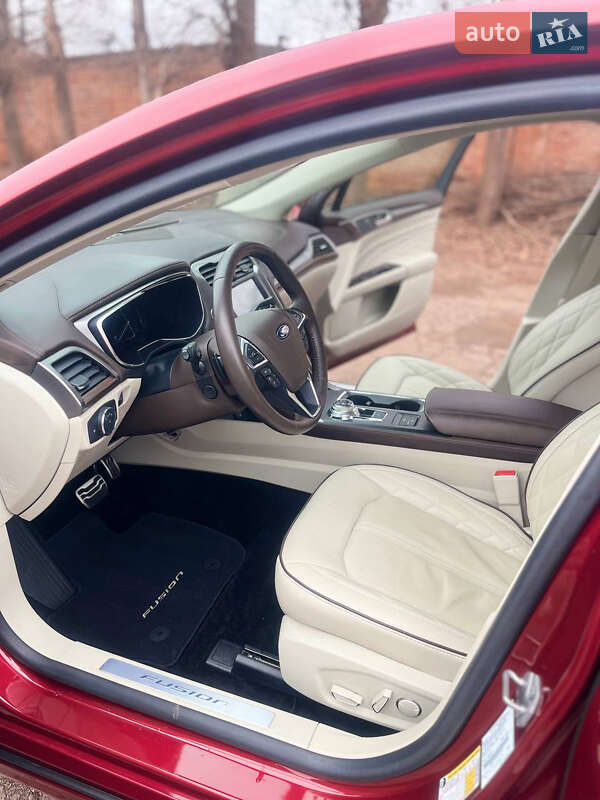 Седан Ford Fusion 2017 в Кривом Роге