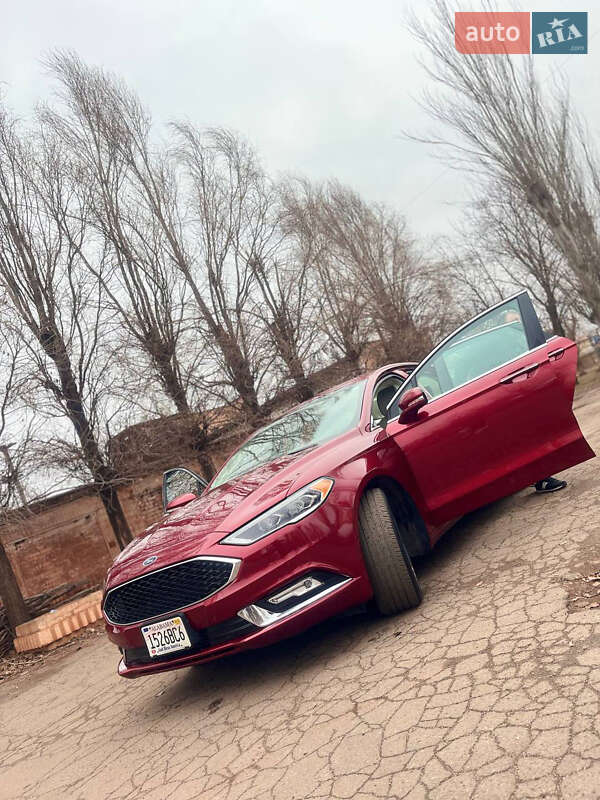 Седан Ford Fusion 2017 в Кривом Роге