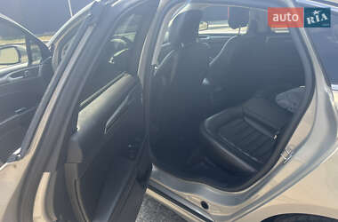 Седан Ford Fusion 2014 в 
